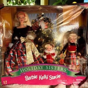 Special edition 1998 HOLIDAY SISTERS BARBIE, KELLY, STACIE 19809 Christmas tree